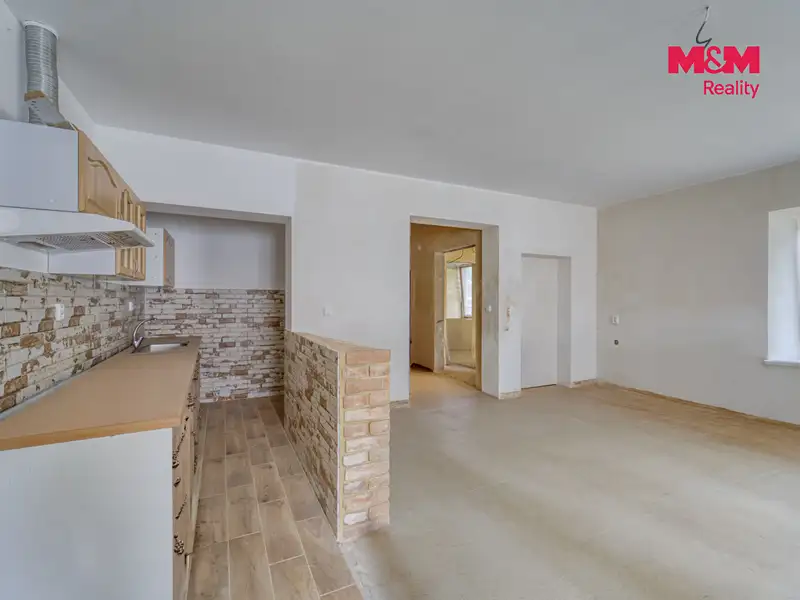 Prodej rodinného domu 95 m², pozemek 2979 m², Neurazy – náhled fotky 3