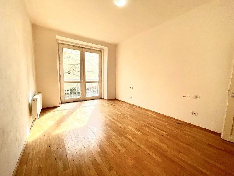 Pronájem bytu 2+kk 65 m² – fotografie 4