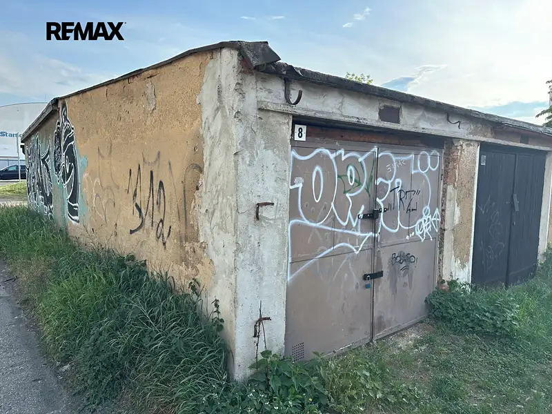 Prodej garáže 18 m², Praha – náhled fotky 3