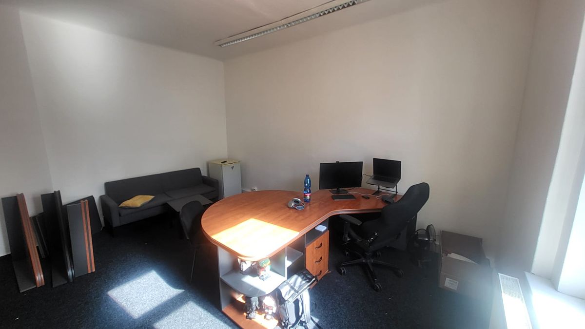 Pronájem kanceláře 34 m² – fotografie 4