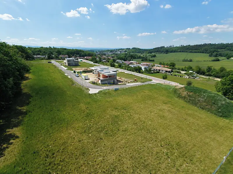 Prodej stavebního pozemku 920 m², Hluboká nad Vltavou – náhled fotky 3