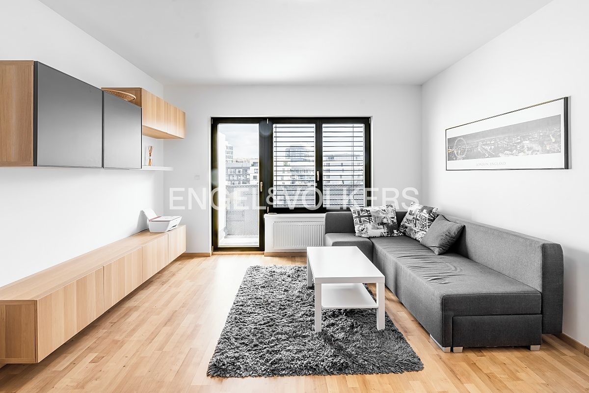 Pronájem bytu 2+kk 51 m² – fotografie 3