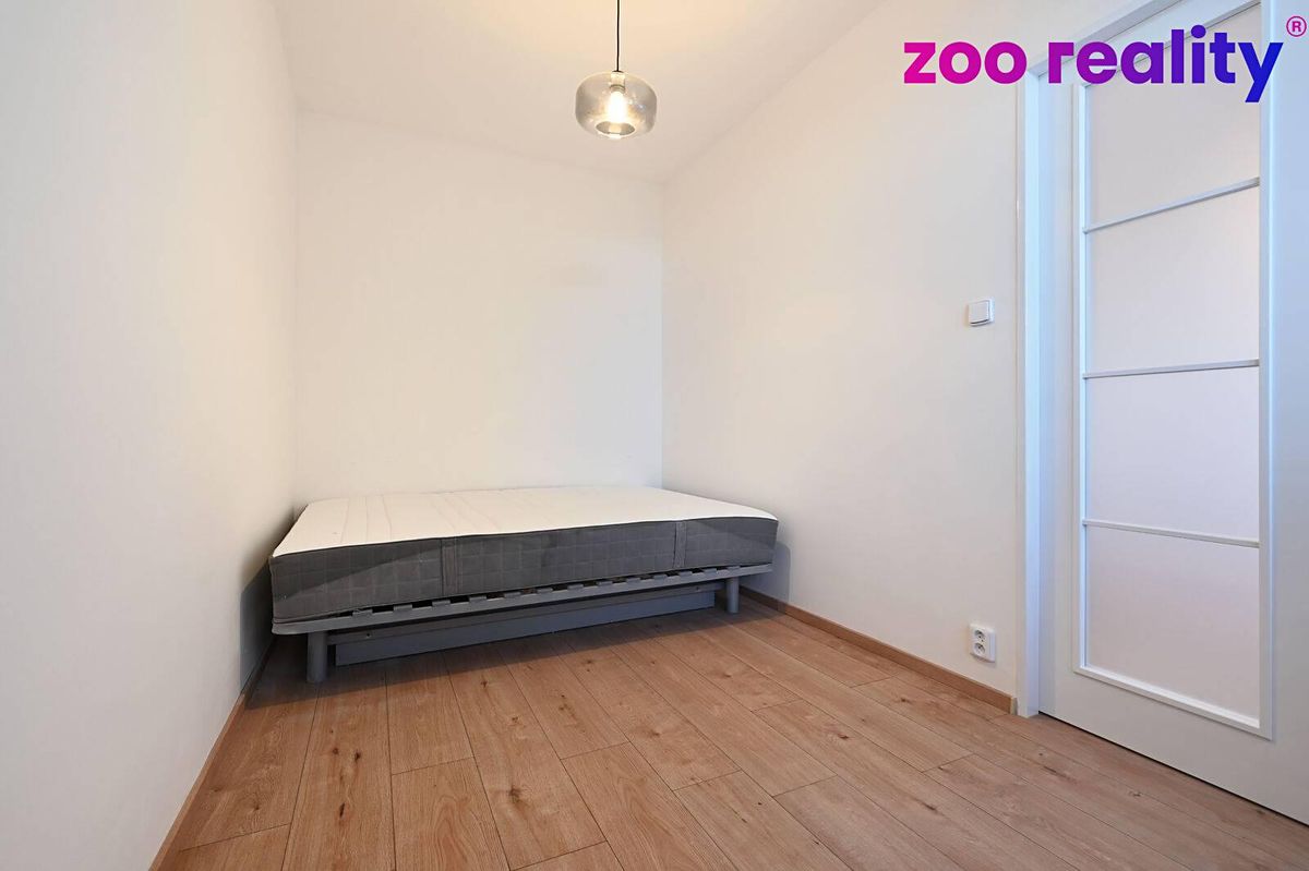 Pronájem bytu 2+kk 31 m² – fotografie 5