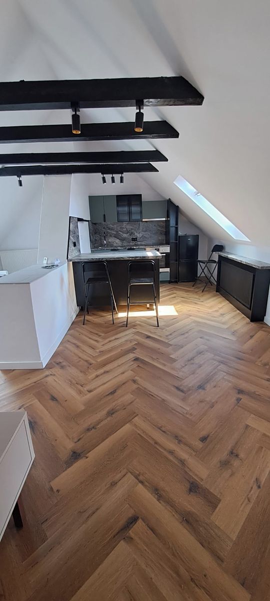 Pronájem bytu 2+kk 68 m² – fotografie 2