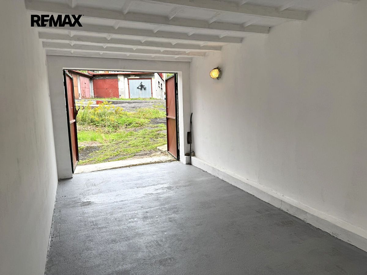 Pronájem garáže 28 m² – fotografie 3