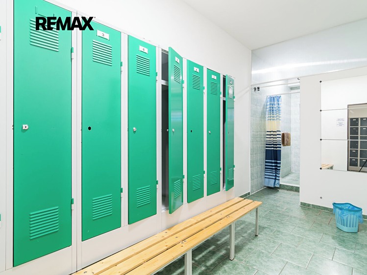 Комерційне приміщення в оренду, 924 м² (23 з 34)