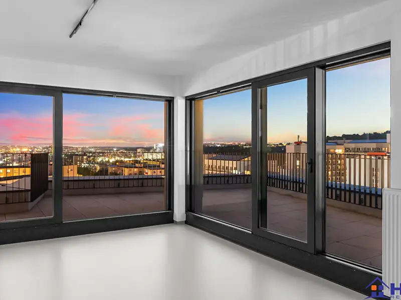 Prodej bytu 3+kk 98 m², Praha – náhled fotky 2