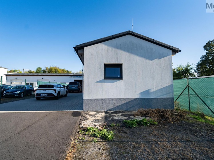 Pronájem komerčního prostoru, 128 m² (18 z 32)