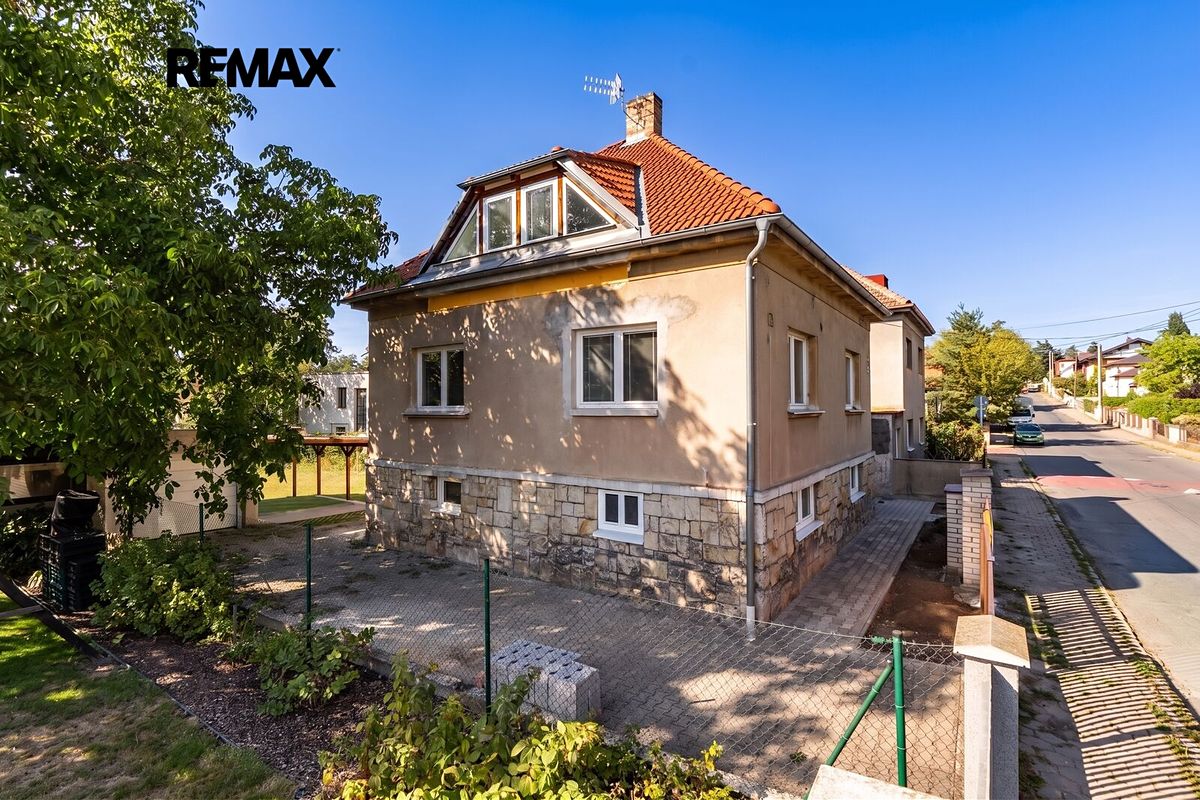 Pronájem rodinného domu 137 m², pozemek 829 m²