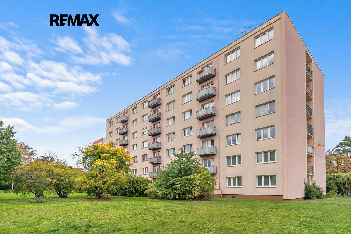 Prodej bytu 1+1 40 m², Kladno – fotka 1 z 3