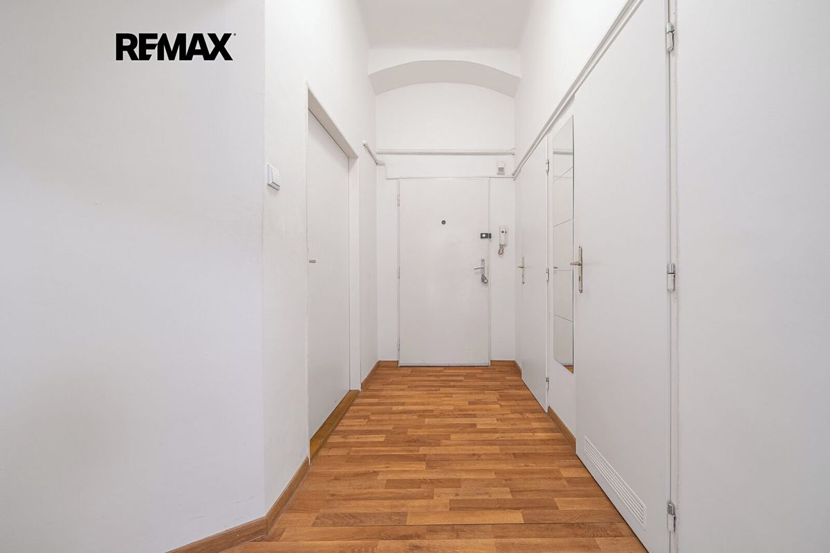 Pronájem bytu 2+1 73 m² – fotografie 4