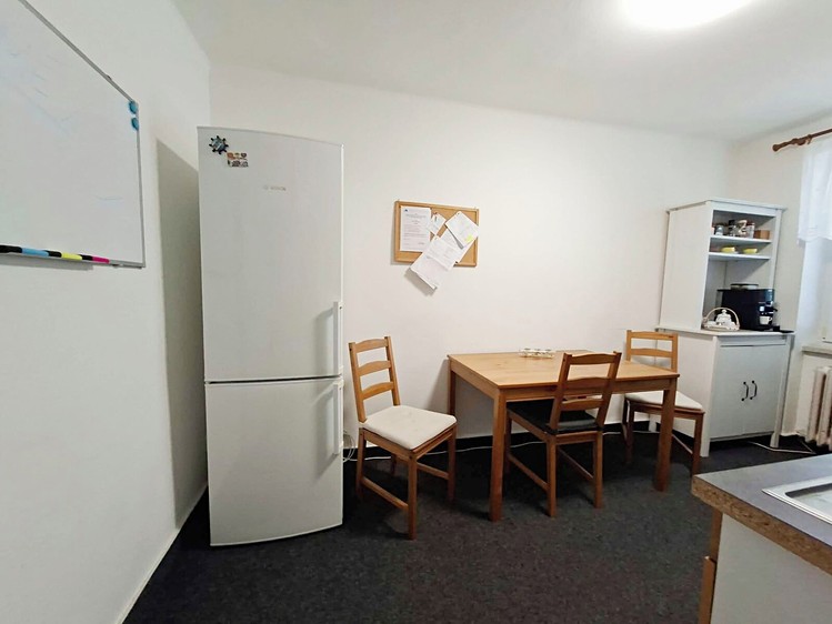 Pronájem komerčního prostoru, 16 m² (7 z 12)