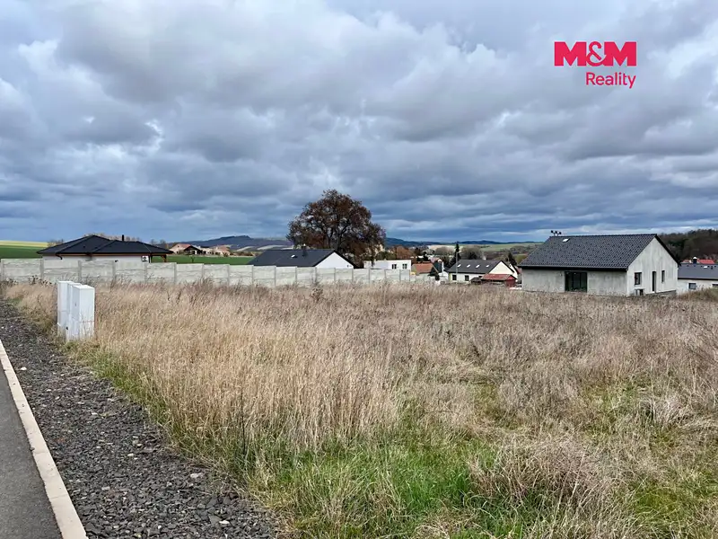 Prodej stavebního pozemku 900 m², Kryry – náhled fotky 2
