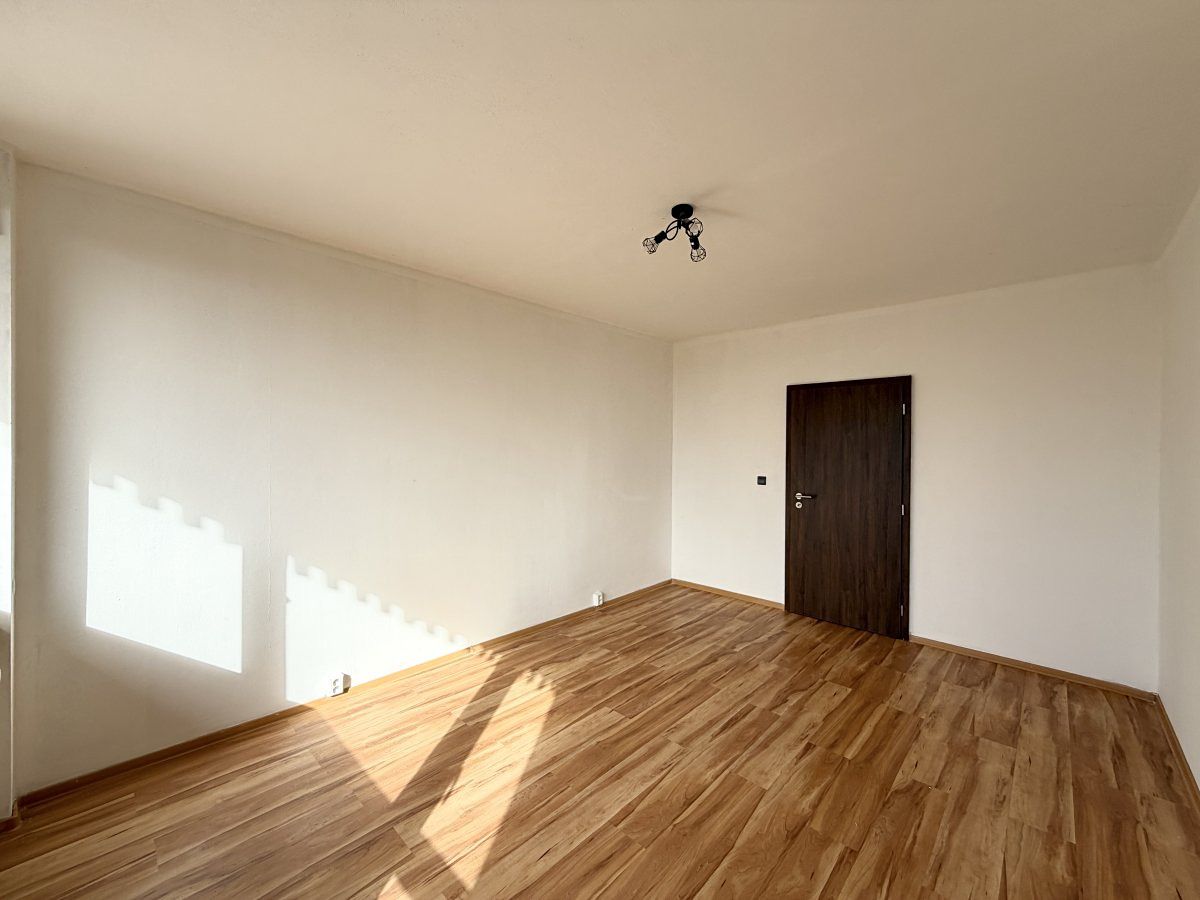 Pronájem bytu 2+1 57 m² – fotografie 5