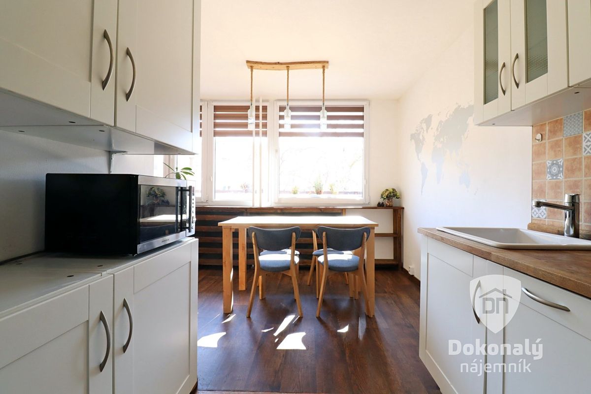 Pronájem bytu 3+kk 71 m² – fotografie 4