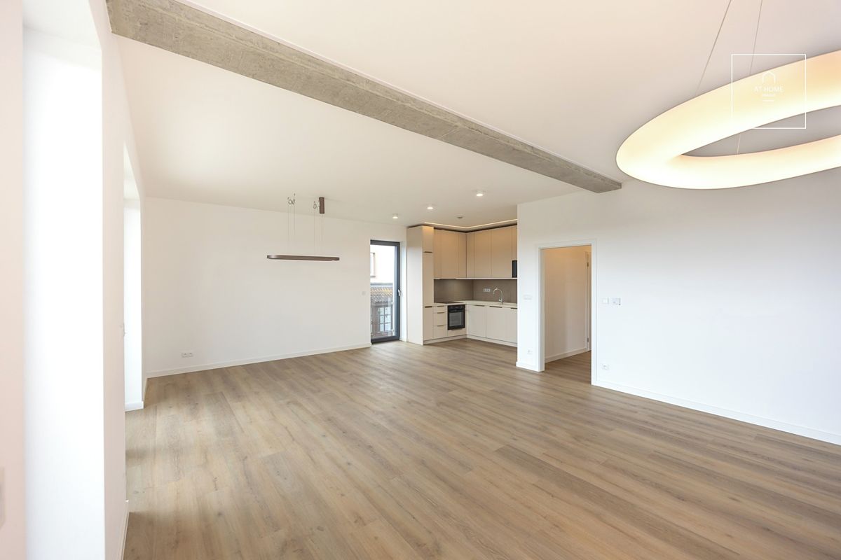 Pronájem bytu 3+kk 110 m² – fotografie 4