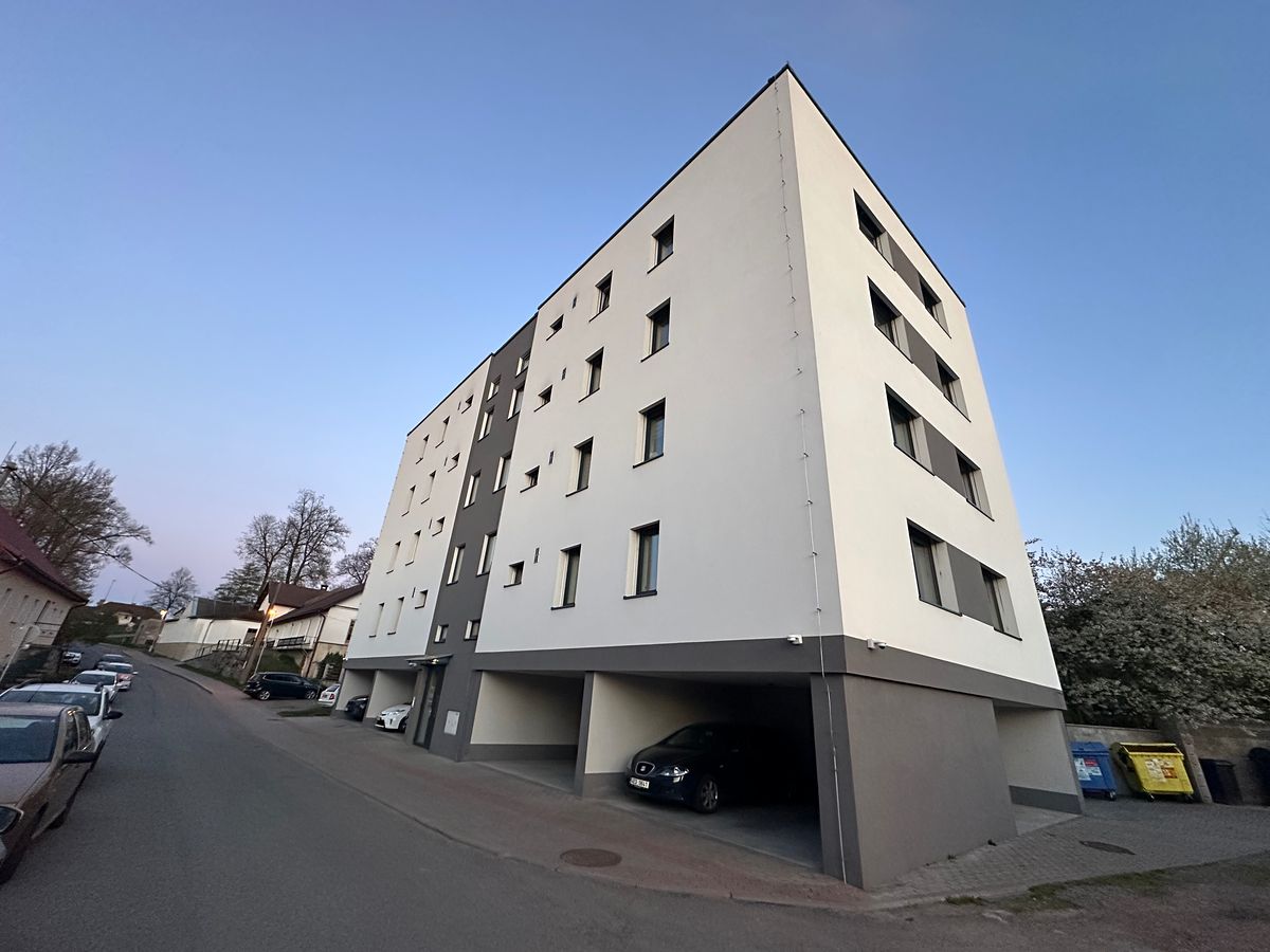 Pronájem bytu 2+kk 65 m²