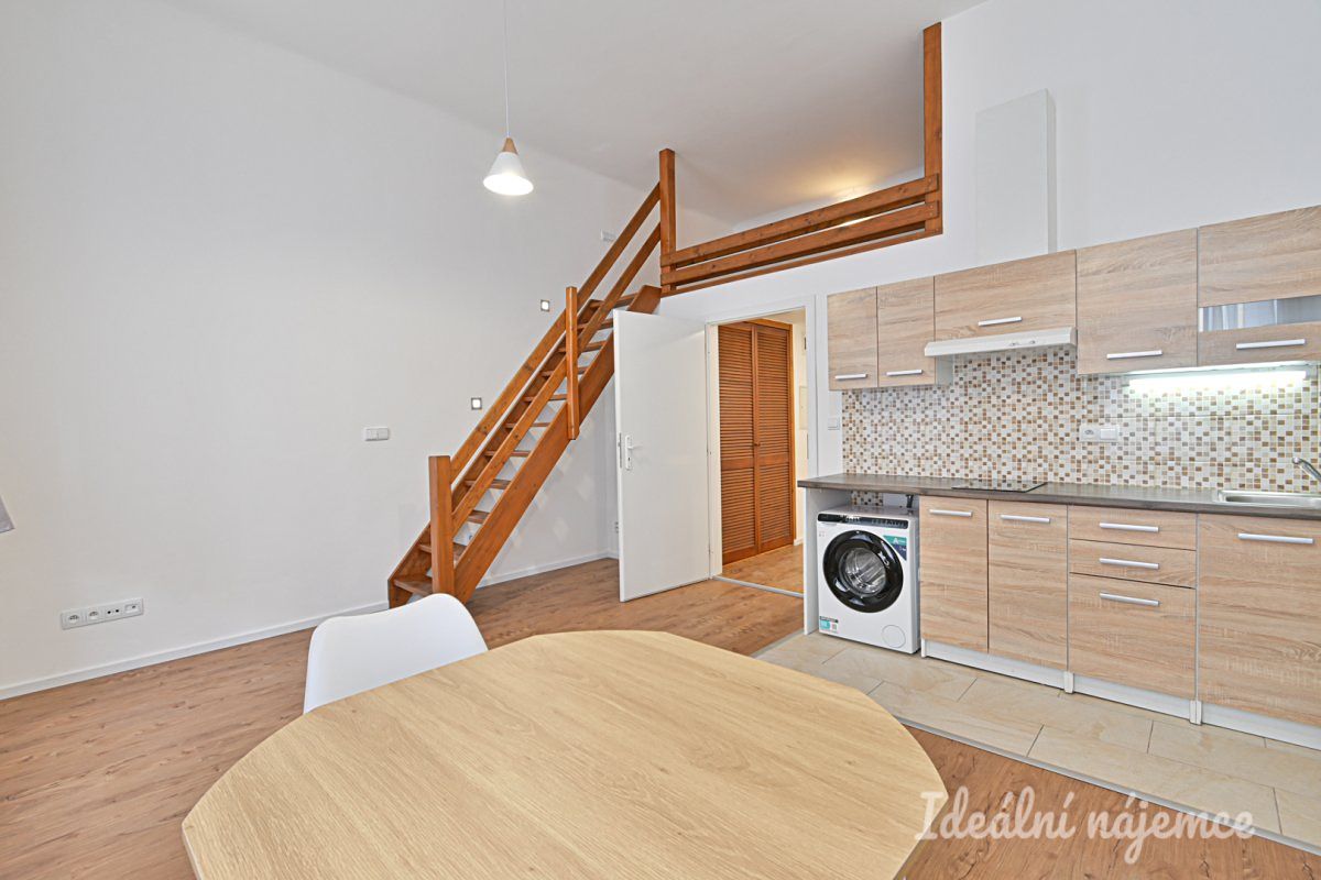 Pronájem bytu 1+kk 26 m²