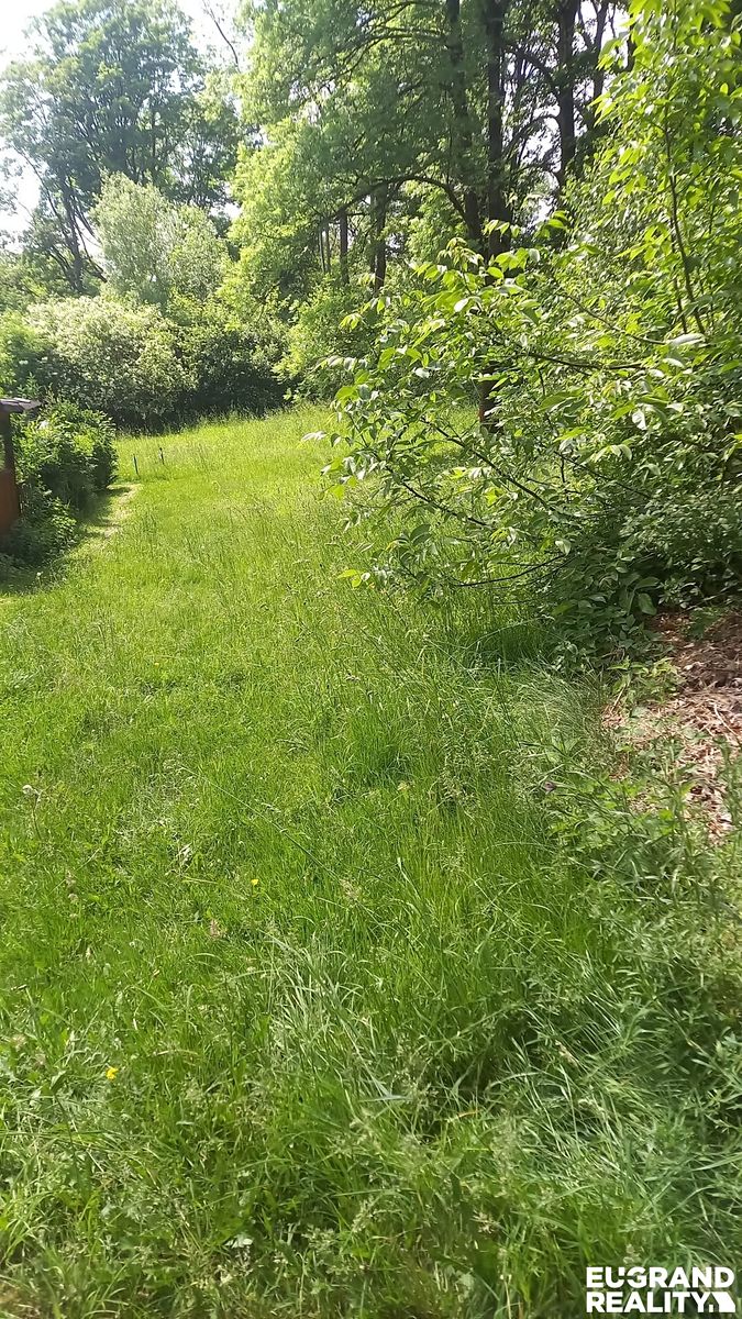 Prodej stavebního pozemku 1800 m²