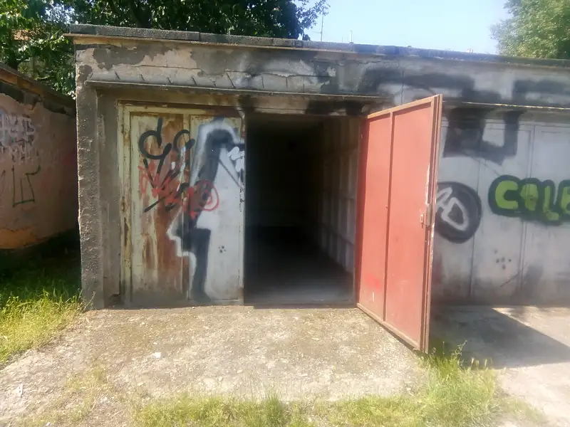 Pronájem garáže 19 m², Praha – náhled fotky 3
