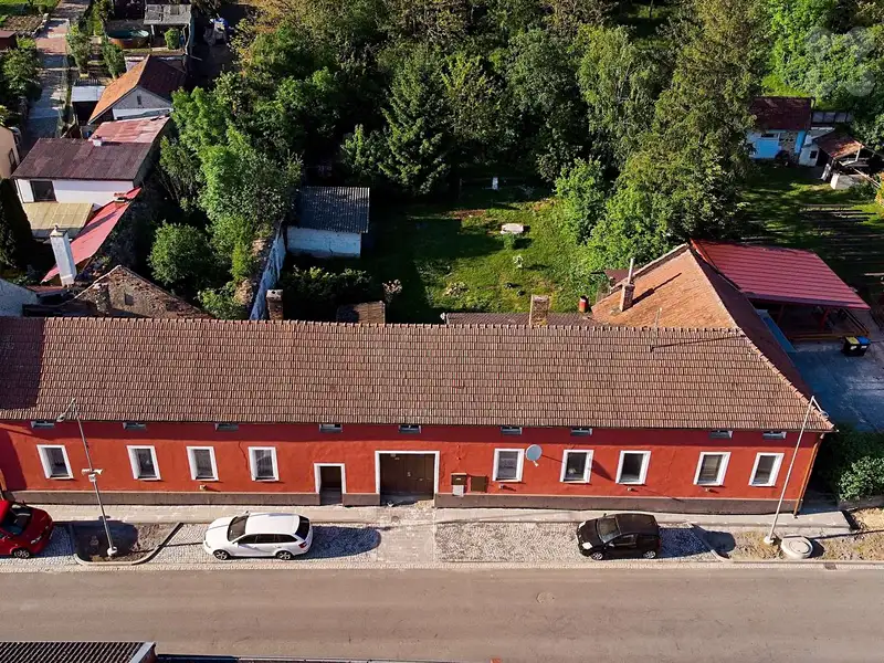 Prodej rodinného domu 391 m², pozemek 1250 m², Čelechovice na Hané – náhled fotky 2