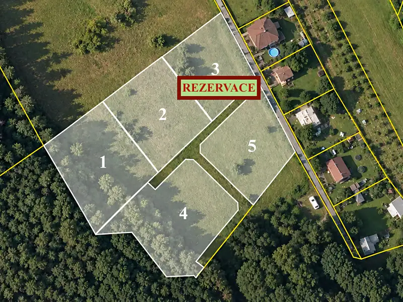 Prodej stavebního pozemku 870 m², Morašice – náhled fotky 1
