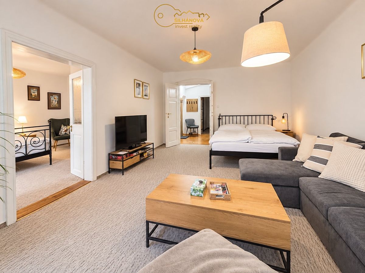 Pronájem bytu 2+1 72 m² – fotografie 3