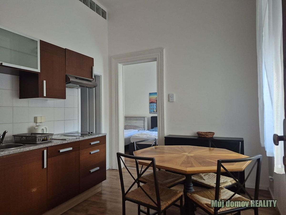 Pronájem bytu 1+1 39 m² – fotografie 2