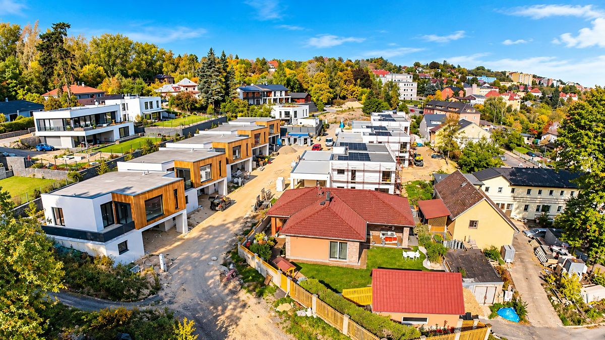 Prodej rodinného domu 187 m², pozemek 350 m², Cheb – fotka 1 z 3