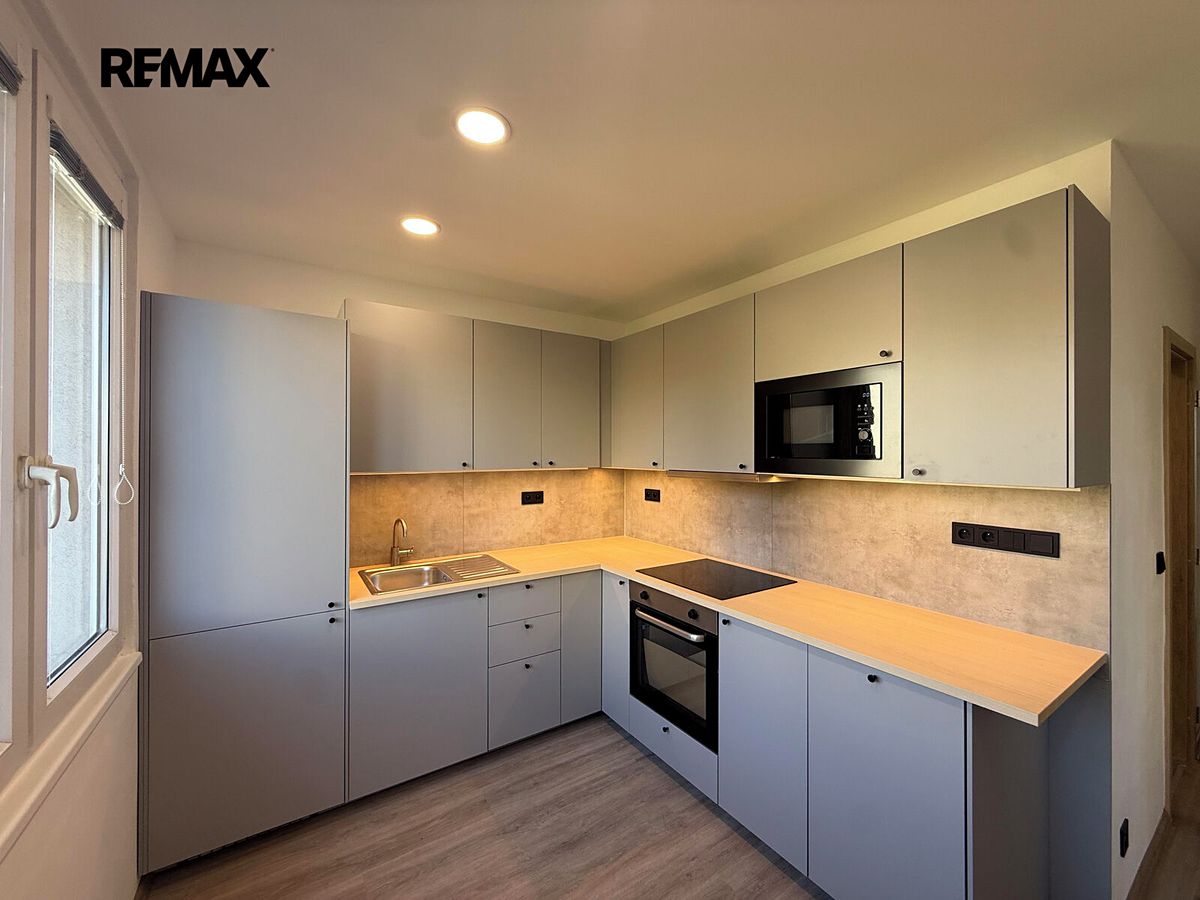 Pronájem bytu 3+1 66 m²