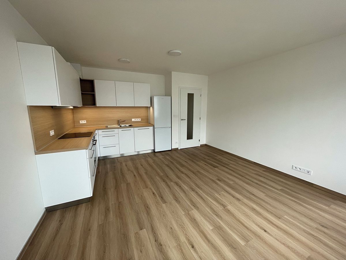 Pronájem bytu 2+kk 56 m² – fotografie 5