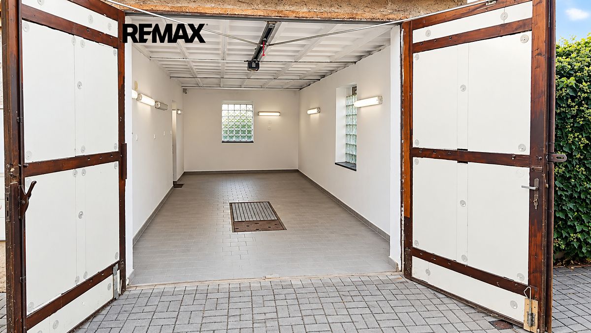 Prodej garáže 42 m²