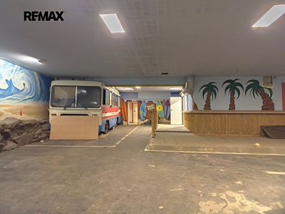 Pronájem obchodního prostoru 850 m²