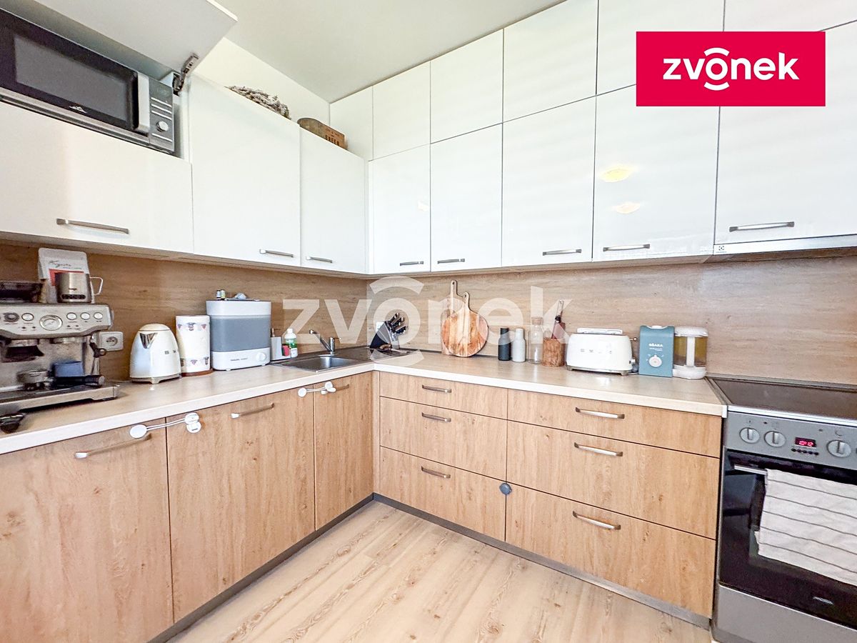 Pronájem bytu 2+kk 54 m² – fotografie 2