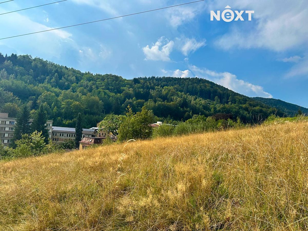 Prodej stavebního pozemku 1270 m² – fotografie 3