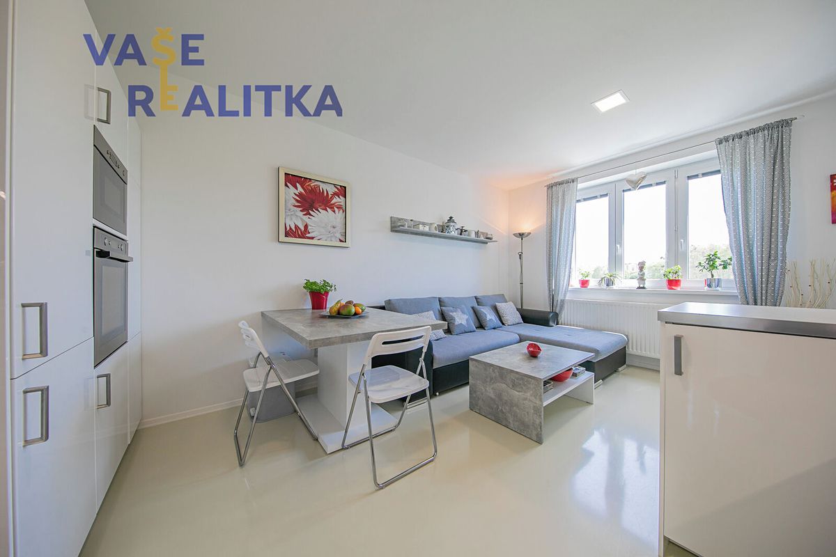 Pronájem bytu 2+kk 51 m² – fotografie 4