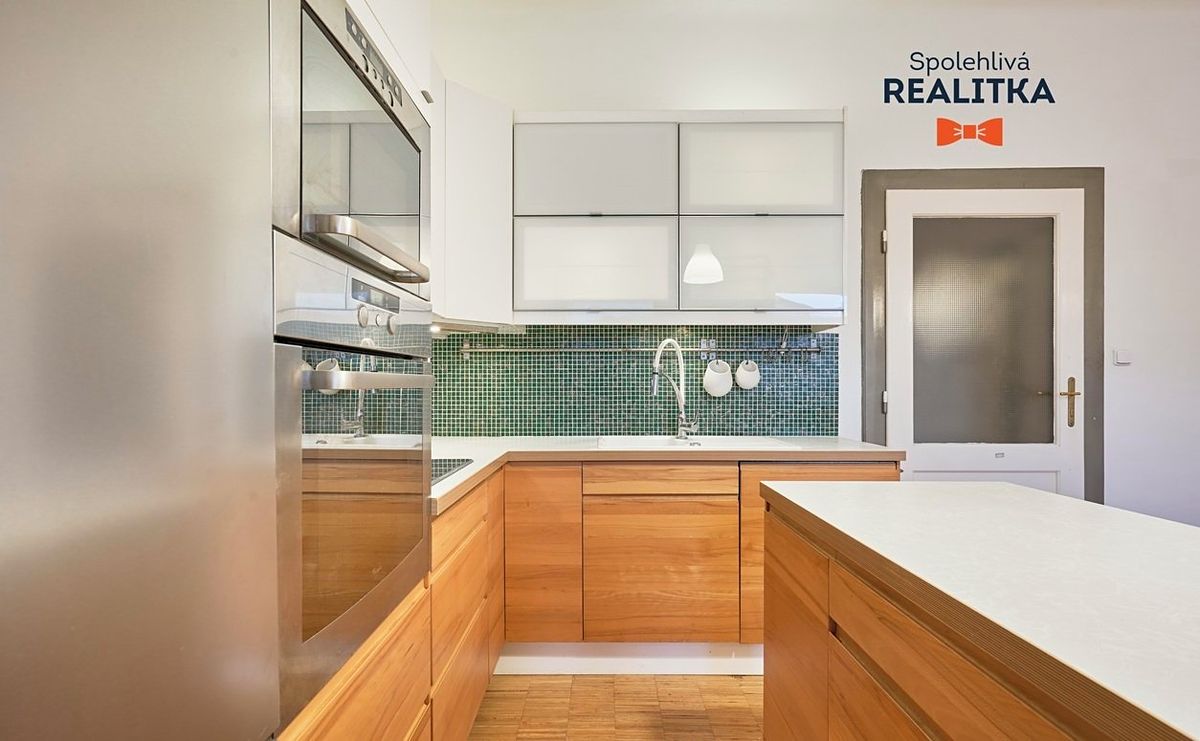 Pronájem bytu 3+kk 81 m²