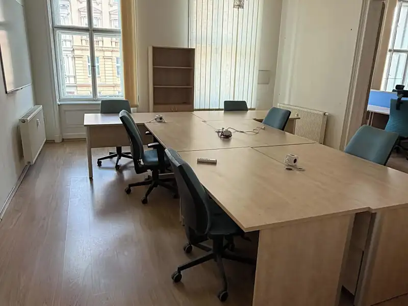 Prodej kanceláře 208 m², Brno – náhled fotky 1