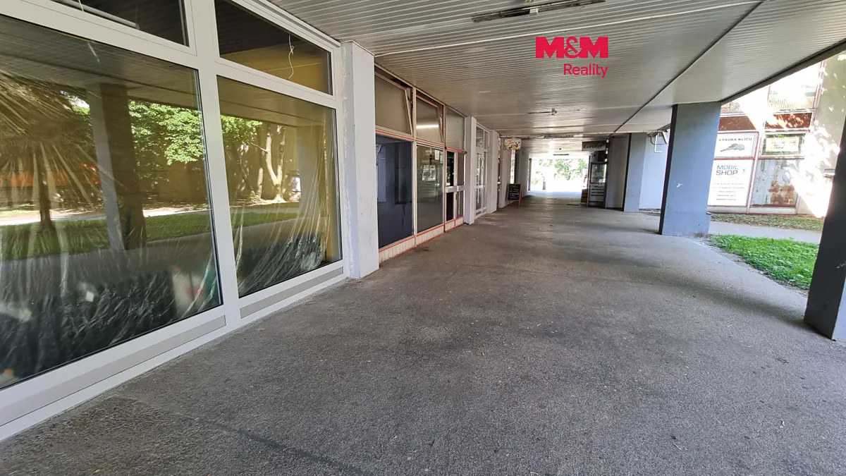 Pronájem obchodního prostoru 156 m²