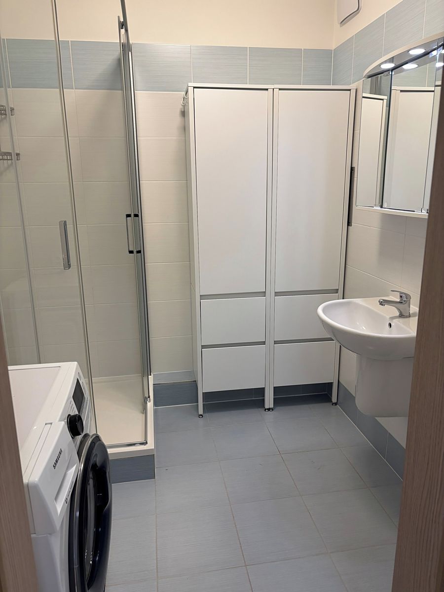 Pronájem bytu 2+kk 55 m² – fotografie 4