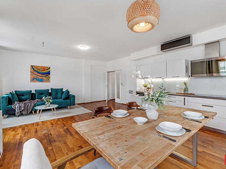 Prodej bytu 3+kk, 91 m² (7 z 27)
