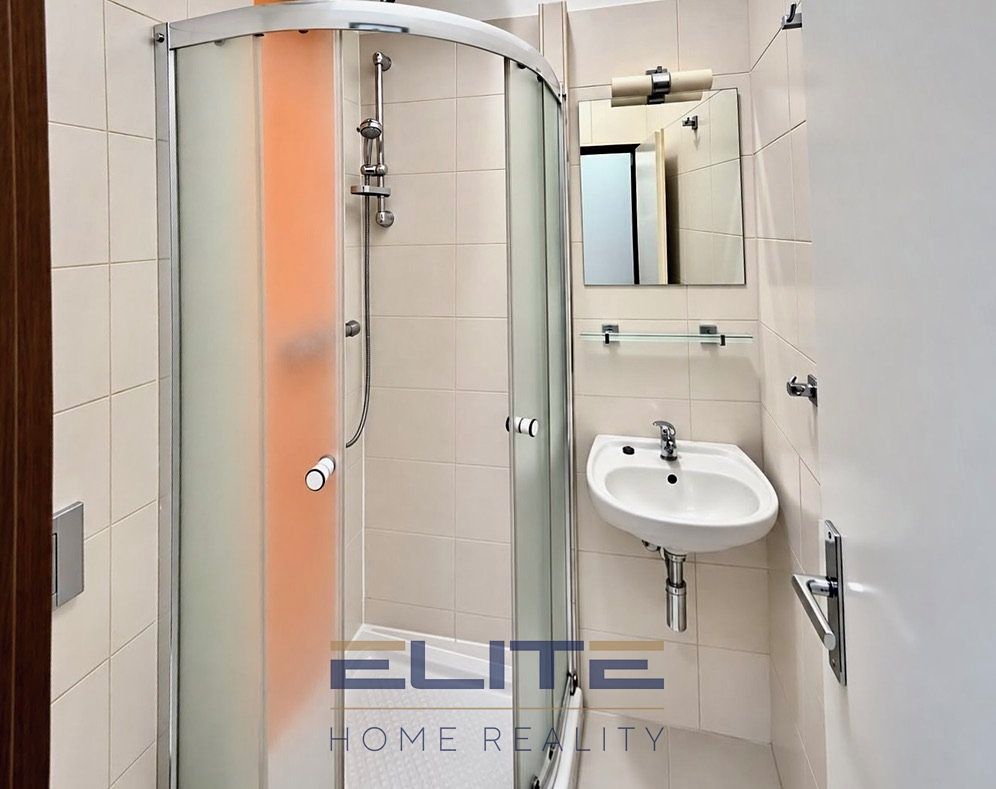Pronájem bytu 2+1 35 m² – fotografie 2