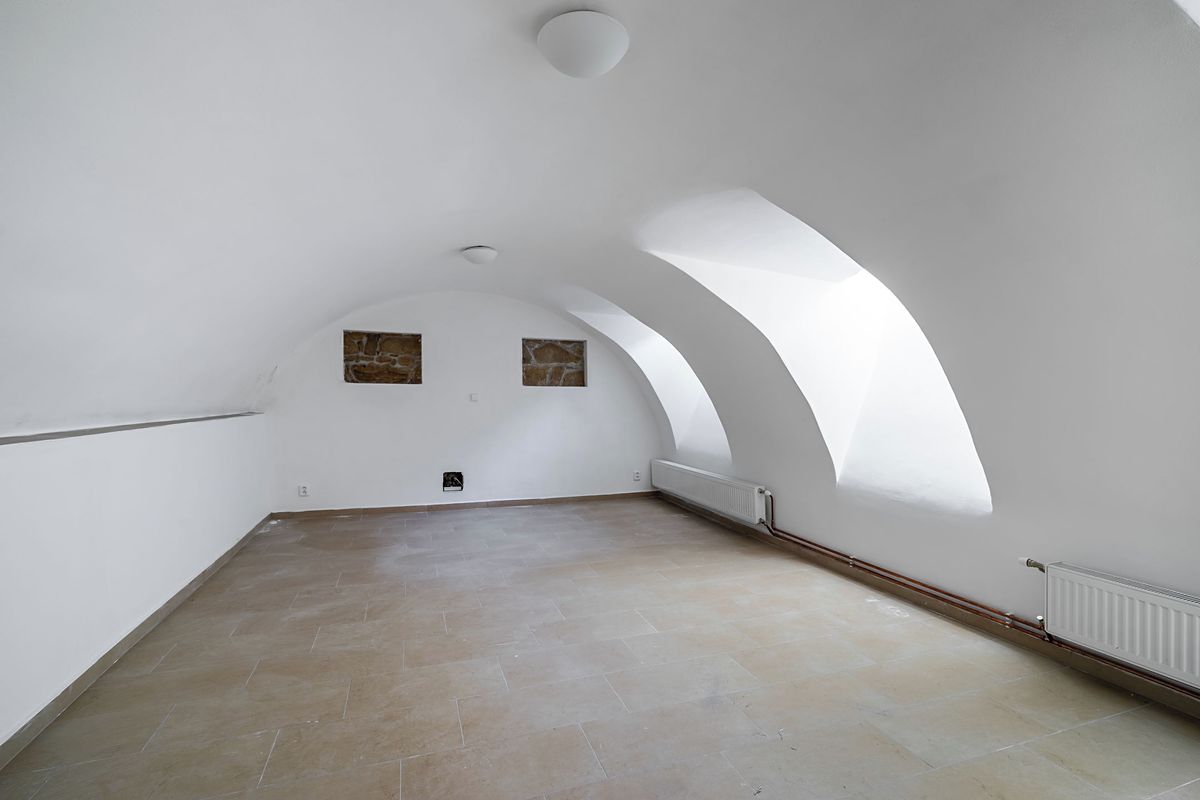 Pronájem kanceláře 43 m²