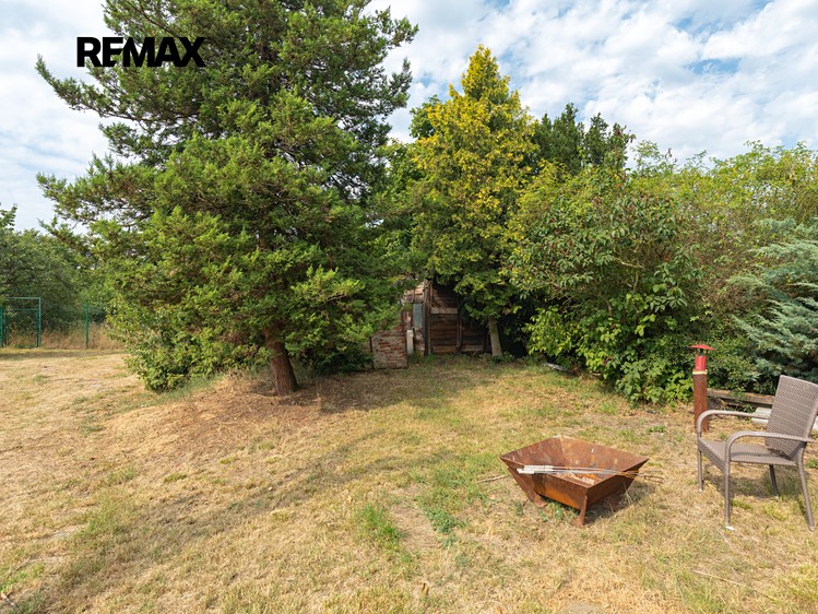 Prodej pozemku, 1 877 m² (34 z 45)