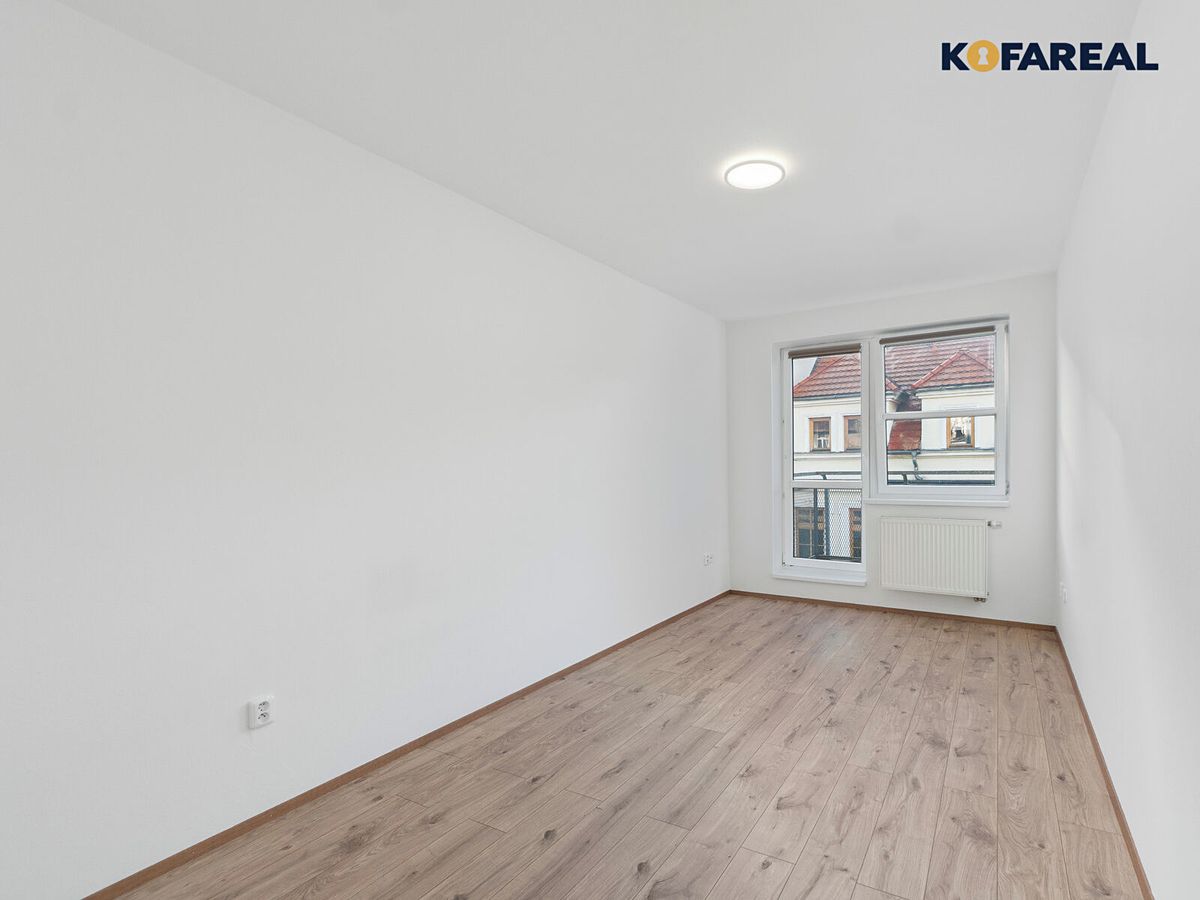 Pronájem bytu 2+kk 49 m² – fotografie 4