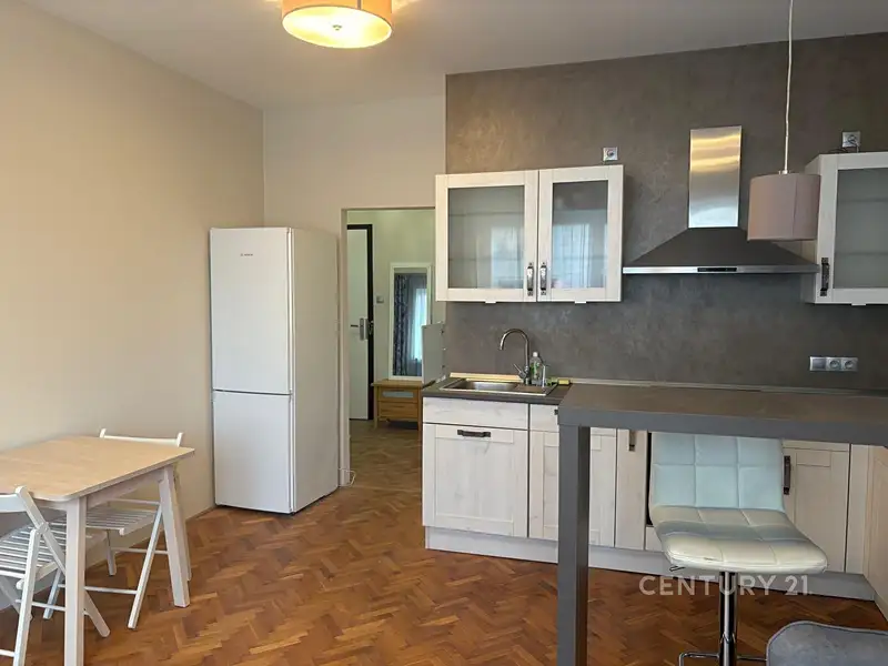 Pronájem bytu 2+kk 51 m², Praha – náhled fotky 3