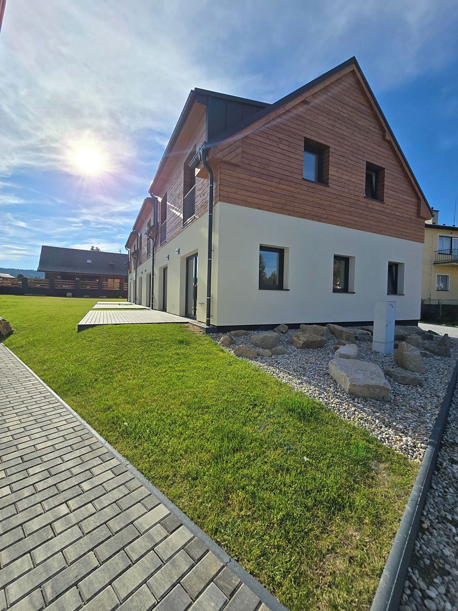 Prodej rodinného domu 112 m², pozemek 223 m², Vimperk – fotka 1 z 3
