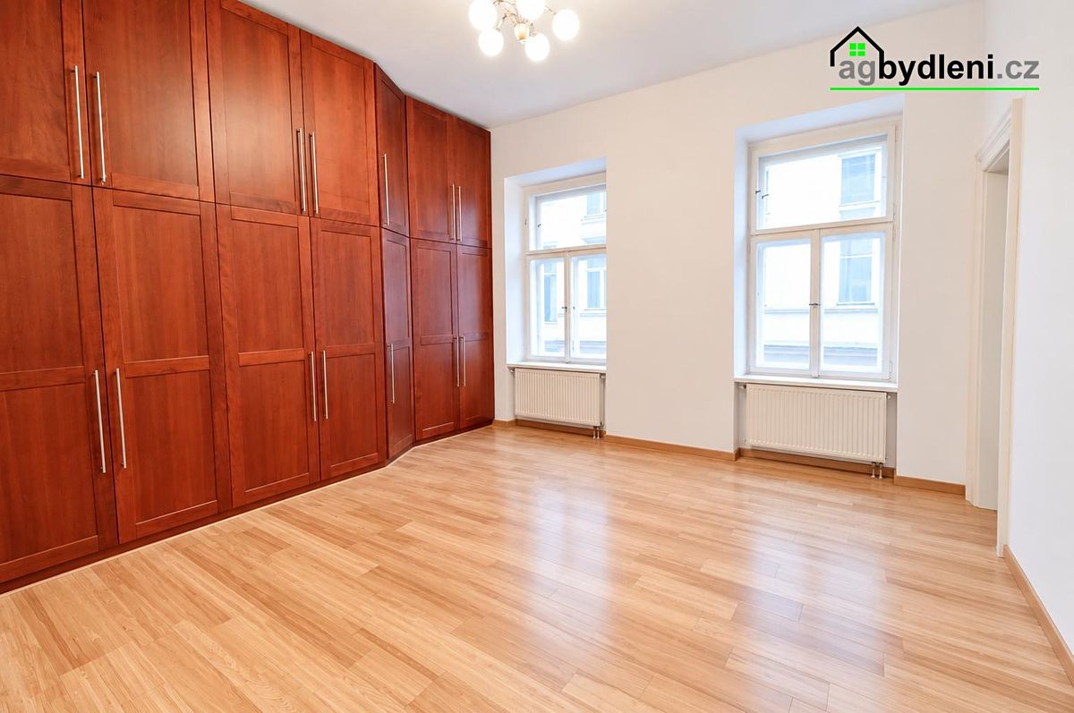 Pronájem bytu 2+1 53 m² – fotografie 4