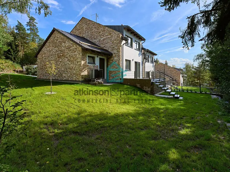 Prodej rodinného domu 115 m², pozemek 305 m², Horní Planá – náhled fotky 2