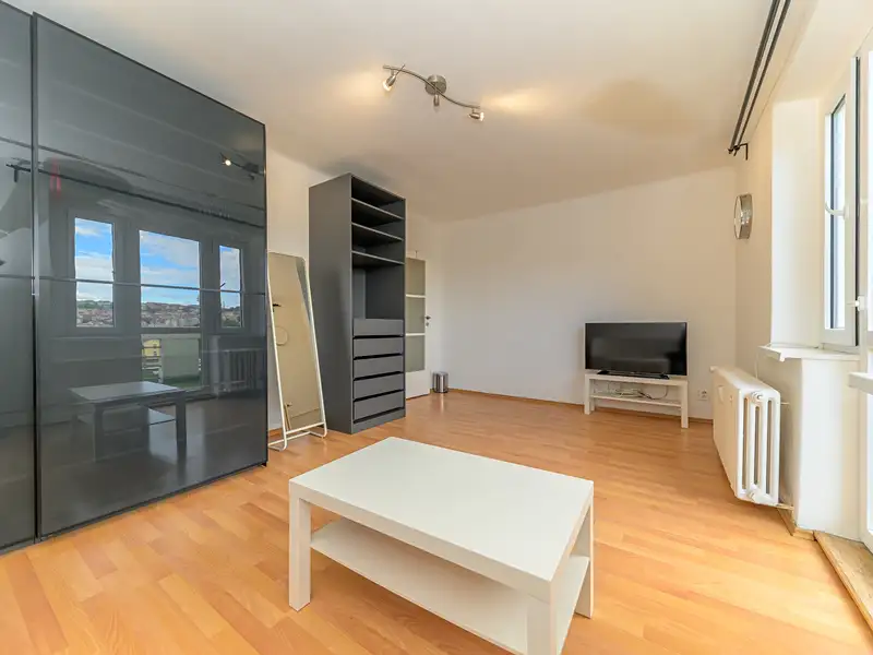 Pronájem bytu 1+1 31 m², Praha – náhled fotky 2